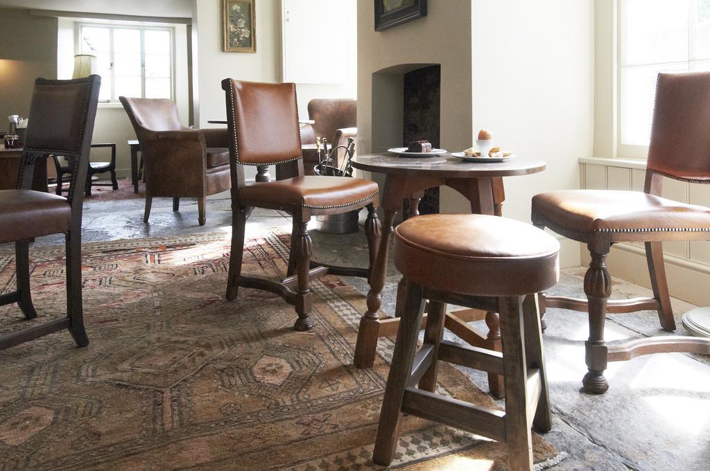 Отель The Swan Wedmore Экстерьер фото