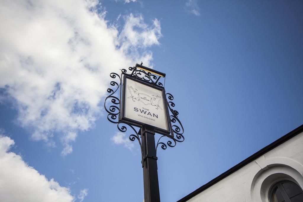 Отель The Swan Wedmore Экстерьер фото
